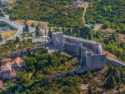 Ve stonských hradbách byla obnovena a zpřístupněna pevnost pro turisty